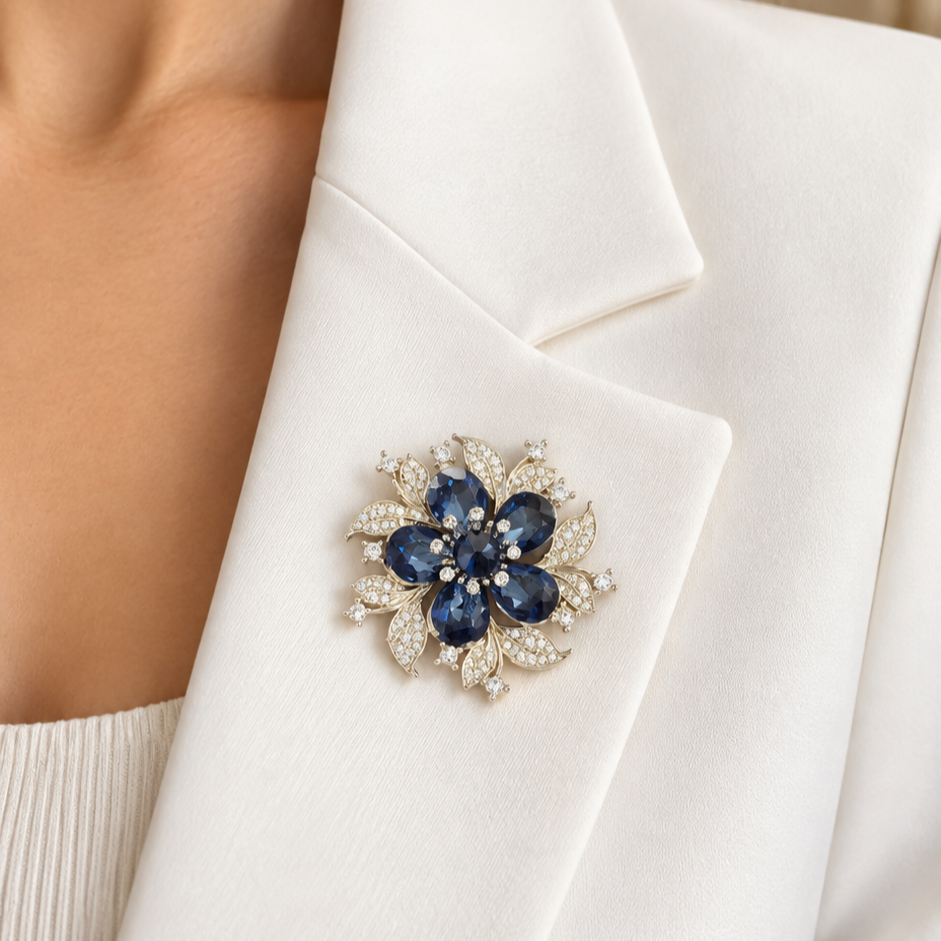 Elegante Blumenbrosche Silber Blau – Vintage Brosche mit Strasssteinen | Damen Schmuck