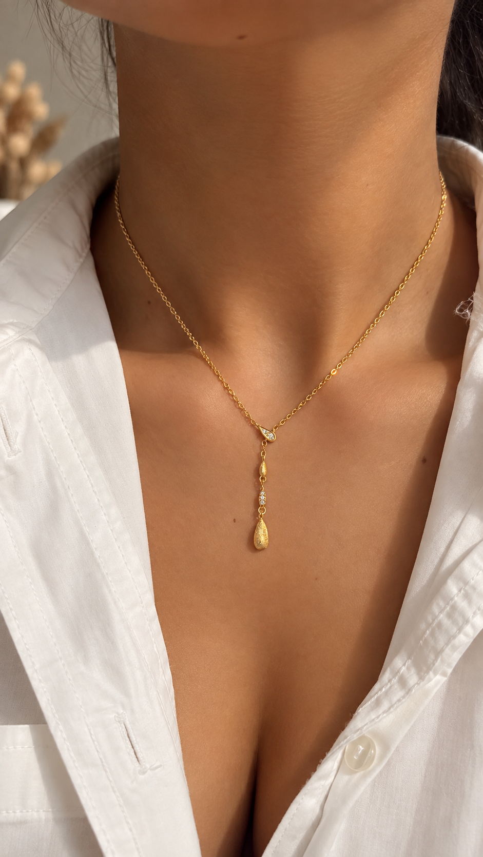 Y-Kette Gold mit Tropfen Anhänger | Elegante Edelstahl Halskette