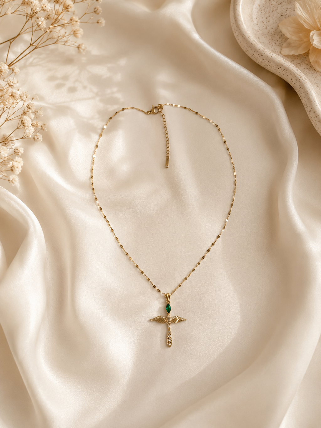 Engel Halskette mit grünem Stein – 18K vergoldeter Edelstahl | Zirkonia Kette Damen
