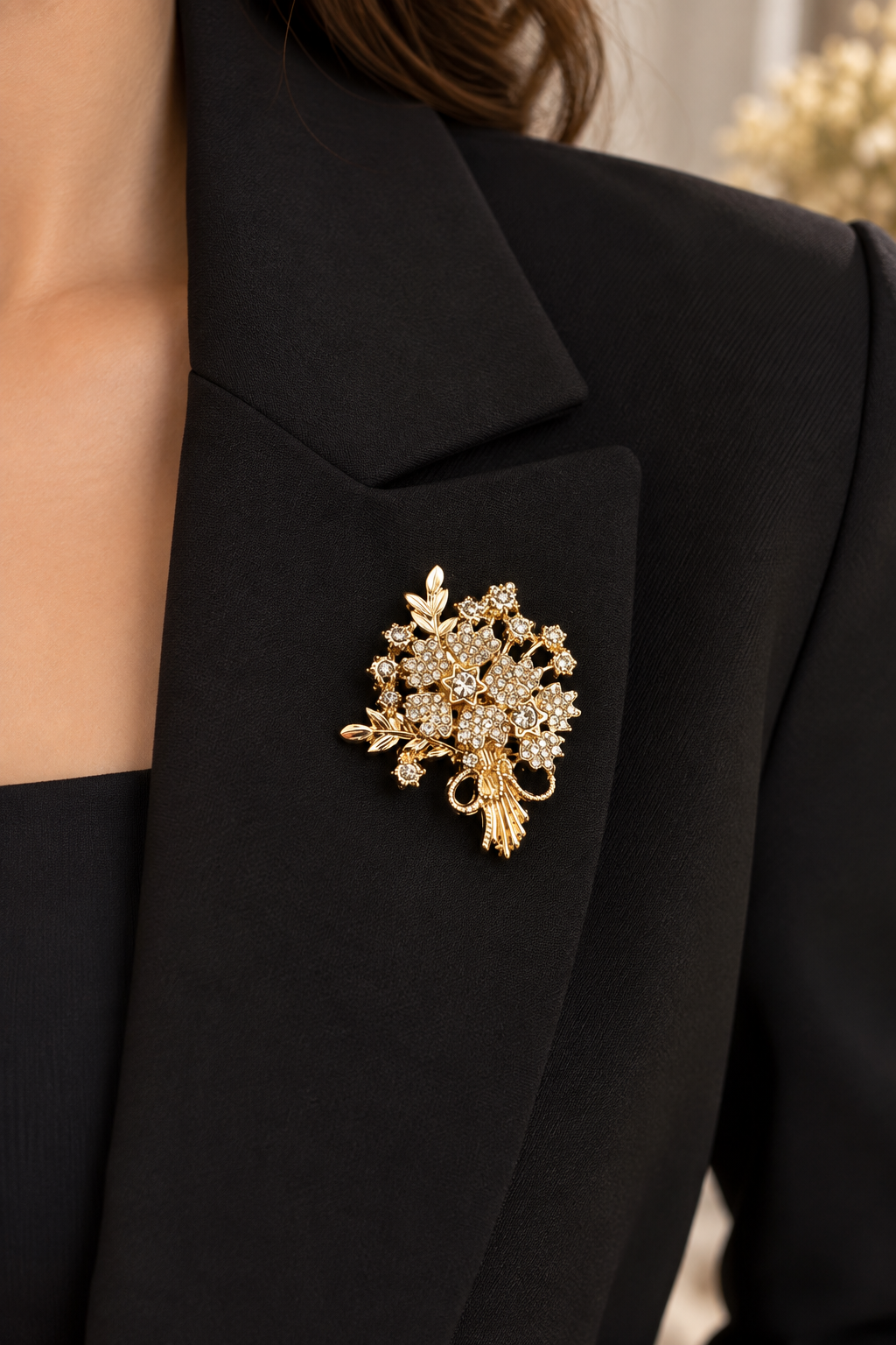 Goldene Blumenbrosche mit Perlen & Strass – Elegante Vintage Anstecknadel | 3 Designs