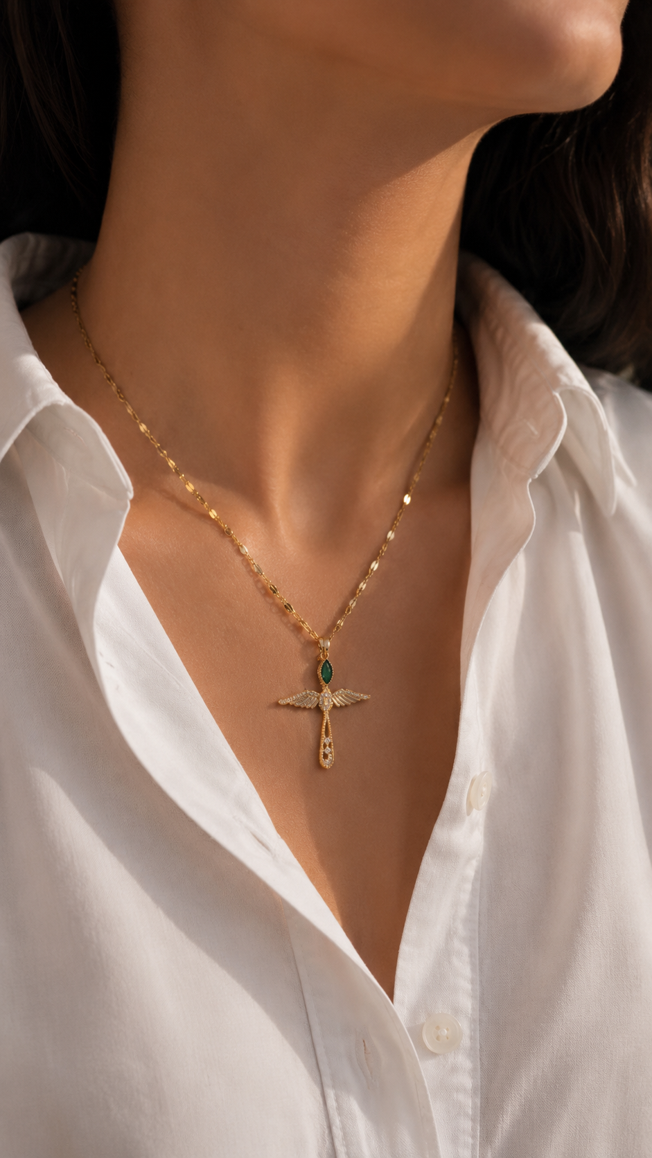 Engel Halskette mit grünem Stein – 18K vergoldeter Edelstahl | Zirkonia Kette Damen