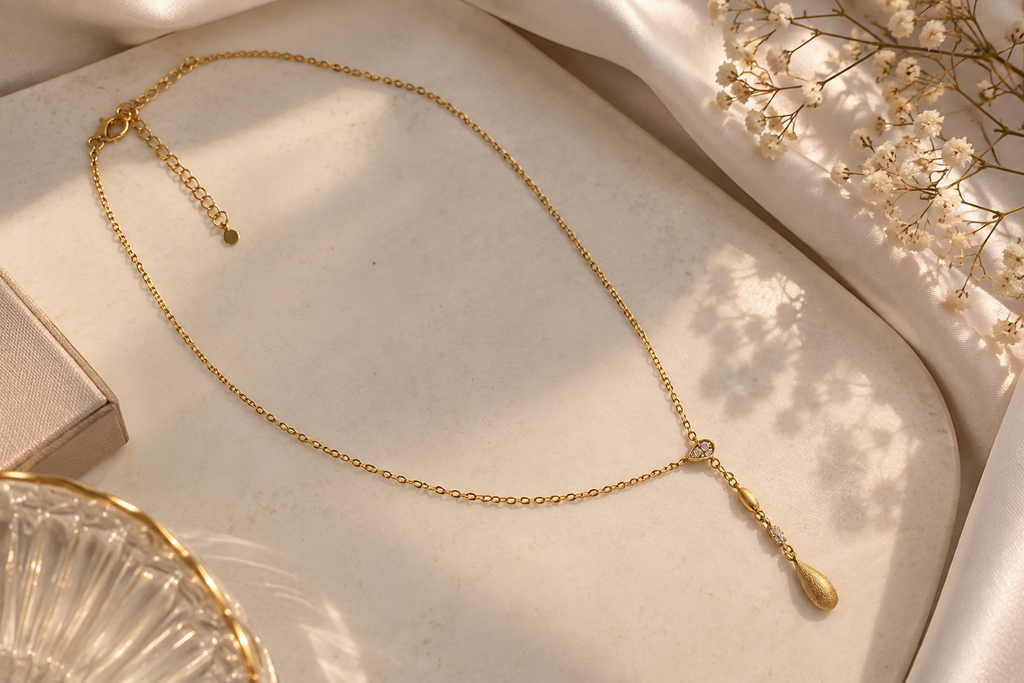 Y-Kette Gold mit Tropfen Anhänger | Elegante Edelstahl Halskette