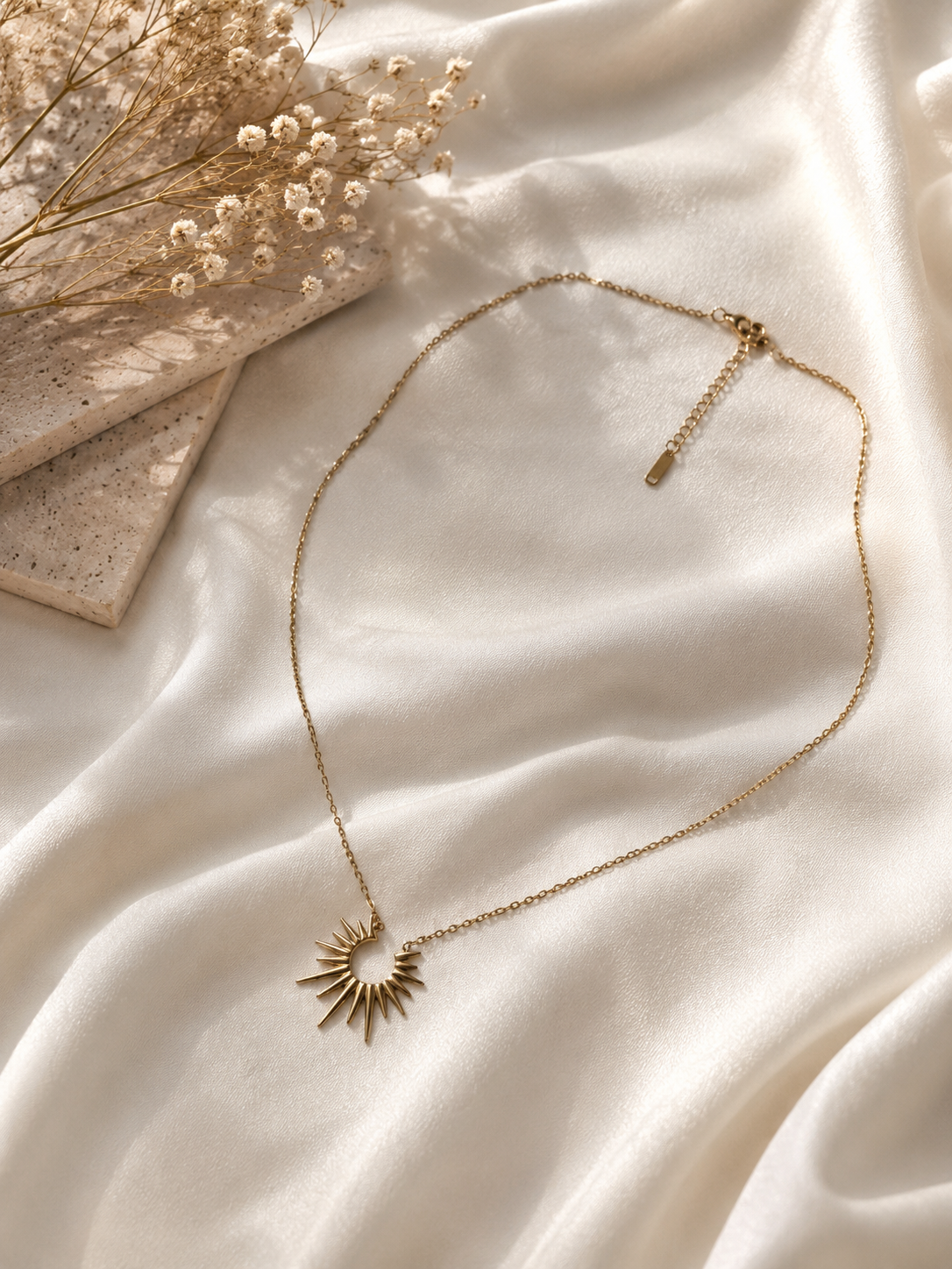 Sonnen Halskette Gold | Edelstahl Kette mit Sunburst Anhänger